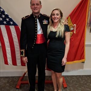 Banana republic size 4 black “woven Sloan” dress